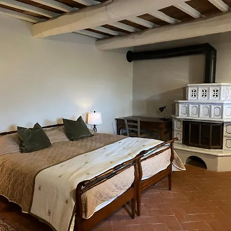 Podere Querceto Bed and Breakfast